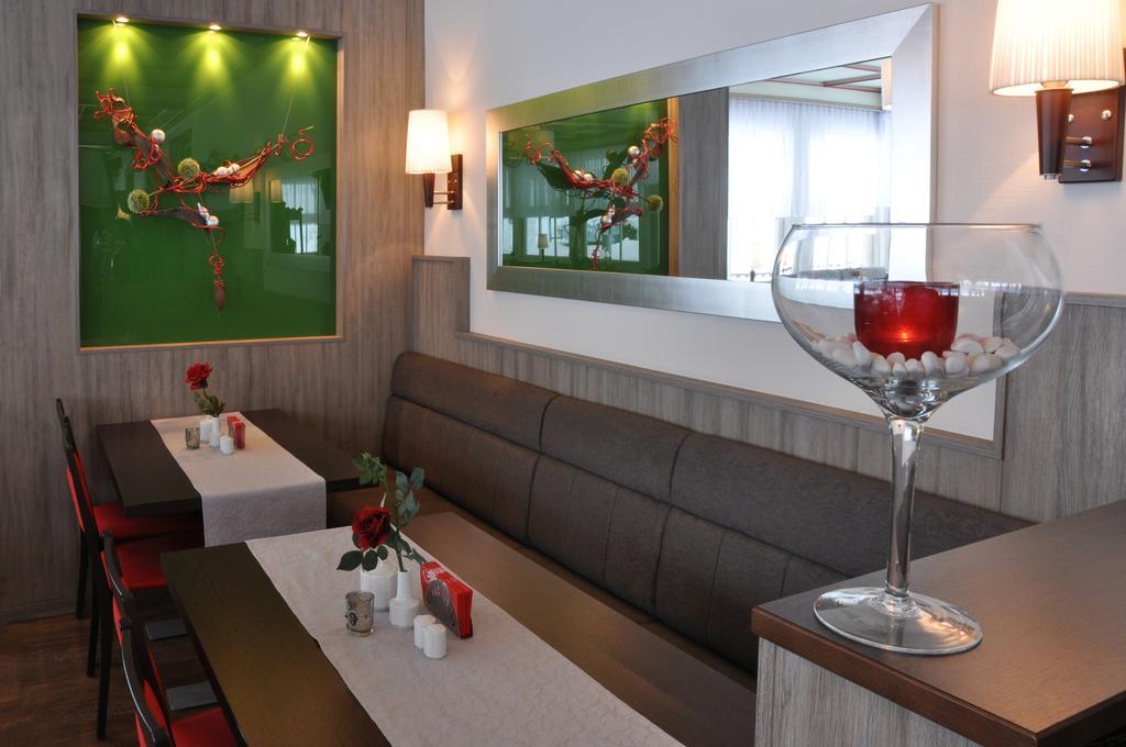 Hotel Gondelfahrt Jonsdorf Eksteriør billede